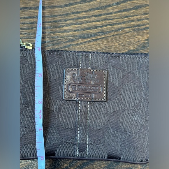 Coach Signature Wristlet Brown Canvas & Leather With Plaid Lining gold hardwear - Picture 6 of 14